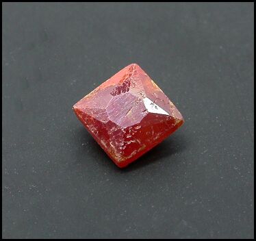 Vanadinite 0.38 ct Square Cut 3.50 x 3.50 mm Morocco. max6596